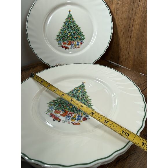 4pc Noel Porcelle The House of Salem Christmas Tree Dinner Plate Set France - Picture 2 of 3